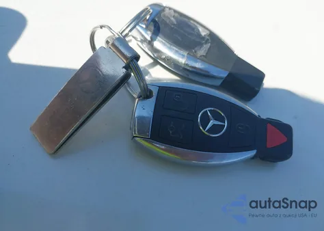 2017 Mercedes-Benz Glc 300 Coupe 4Matic из США, поврежденный, VIN WDC0J4KB3HF193105